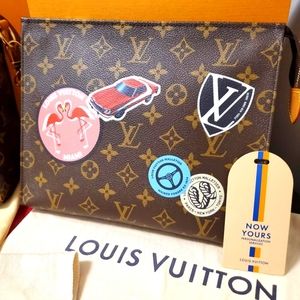 Louis Vuitton Toiletry 26 World Tour